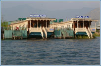 houseboat, paradise on earth, exotic cultural tour, travel leh ladakh, ladakh tours, ladakh tourism, leh ladakh tourism, hotels in ladakh, ladakh tour packages